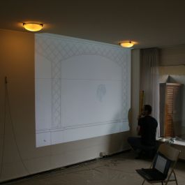 Reproduction du dessin en grand, entre construction et projection